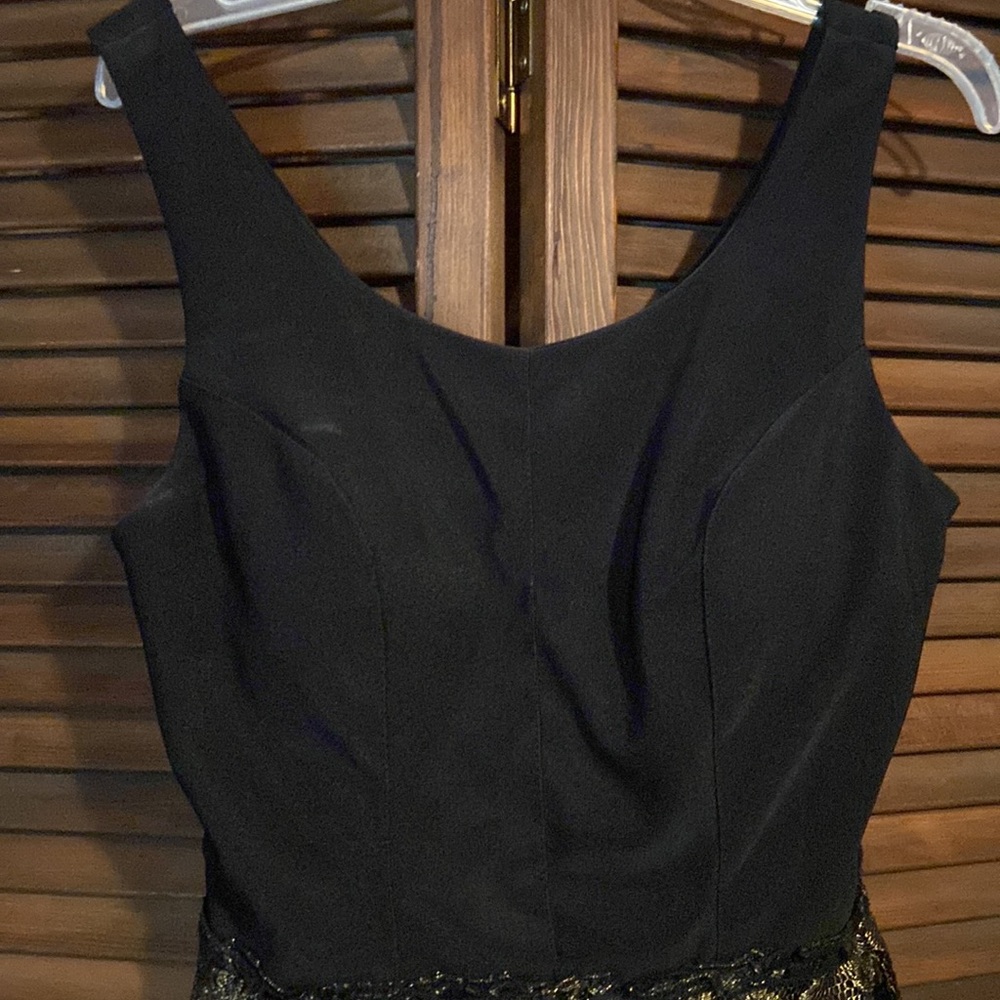 Black and gold dress - Picture 2 of 6